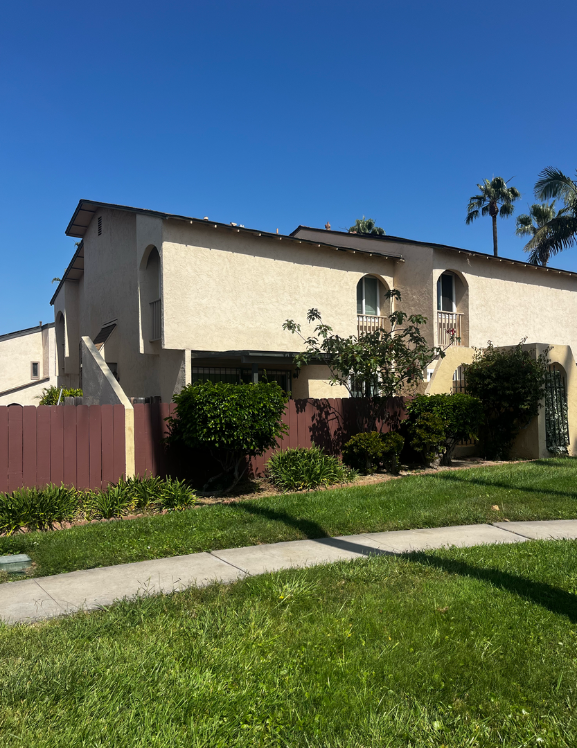 San Diego House: 1219 Caminito Pimienta