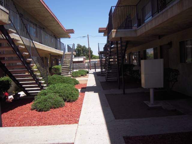 Imperial Beach Apartment: 835-859 13th Street