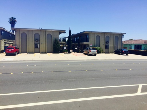 Charming 1BR/1BA Apartment in Imperial Beach- $500.00 Off First Month Rent