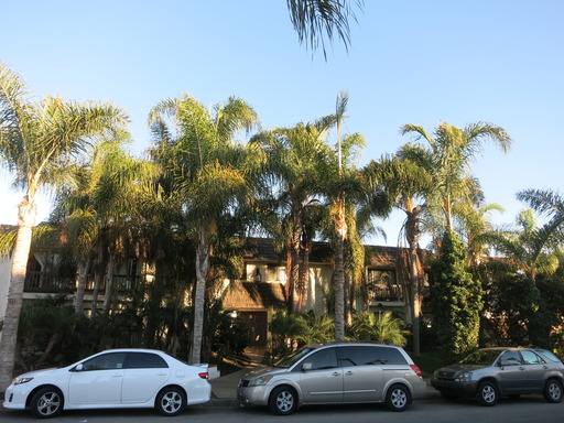 2BR/1BA Upstairs Apartment - Now offering $1,000 OFF your 2nd month’s rent – photo 1
