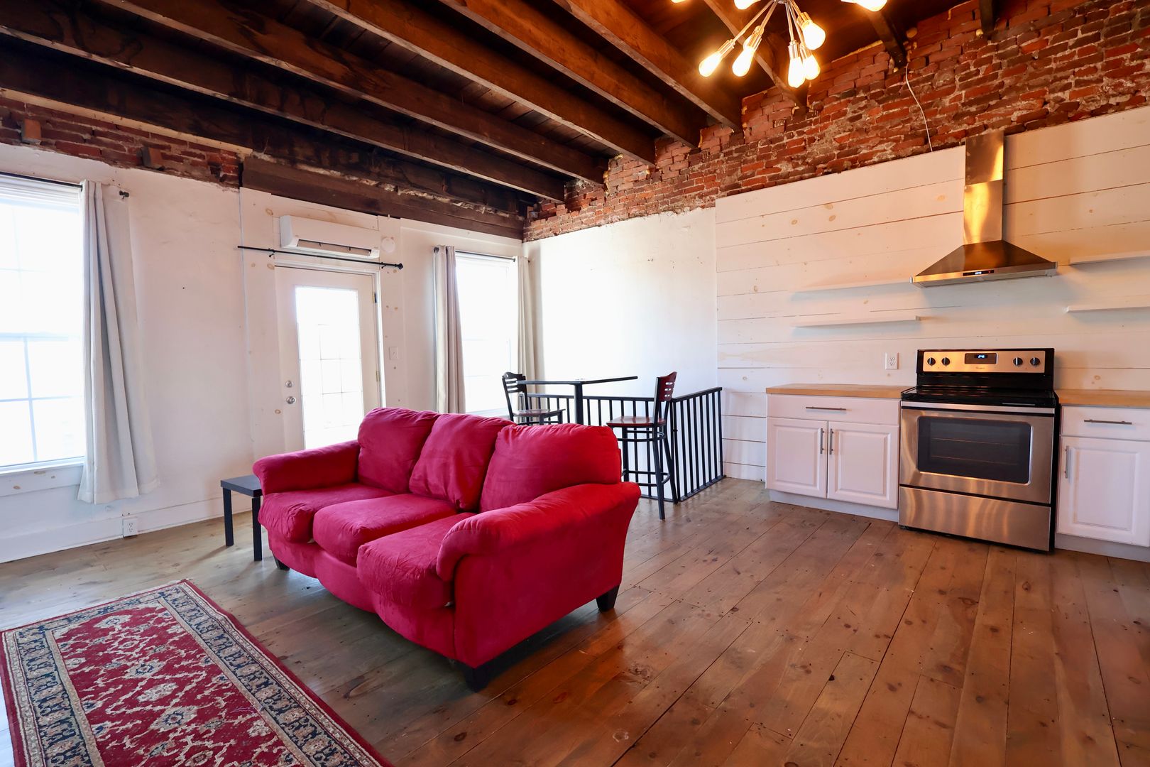 Lancaster Apartment: 343 N Mulberry St