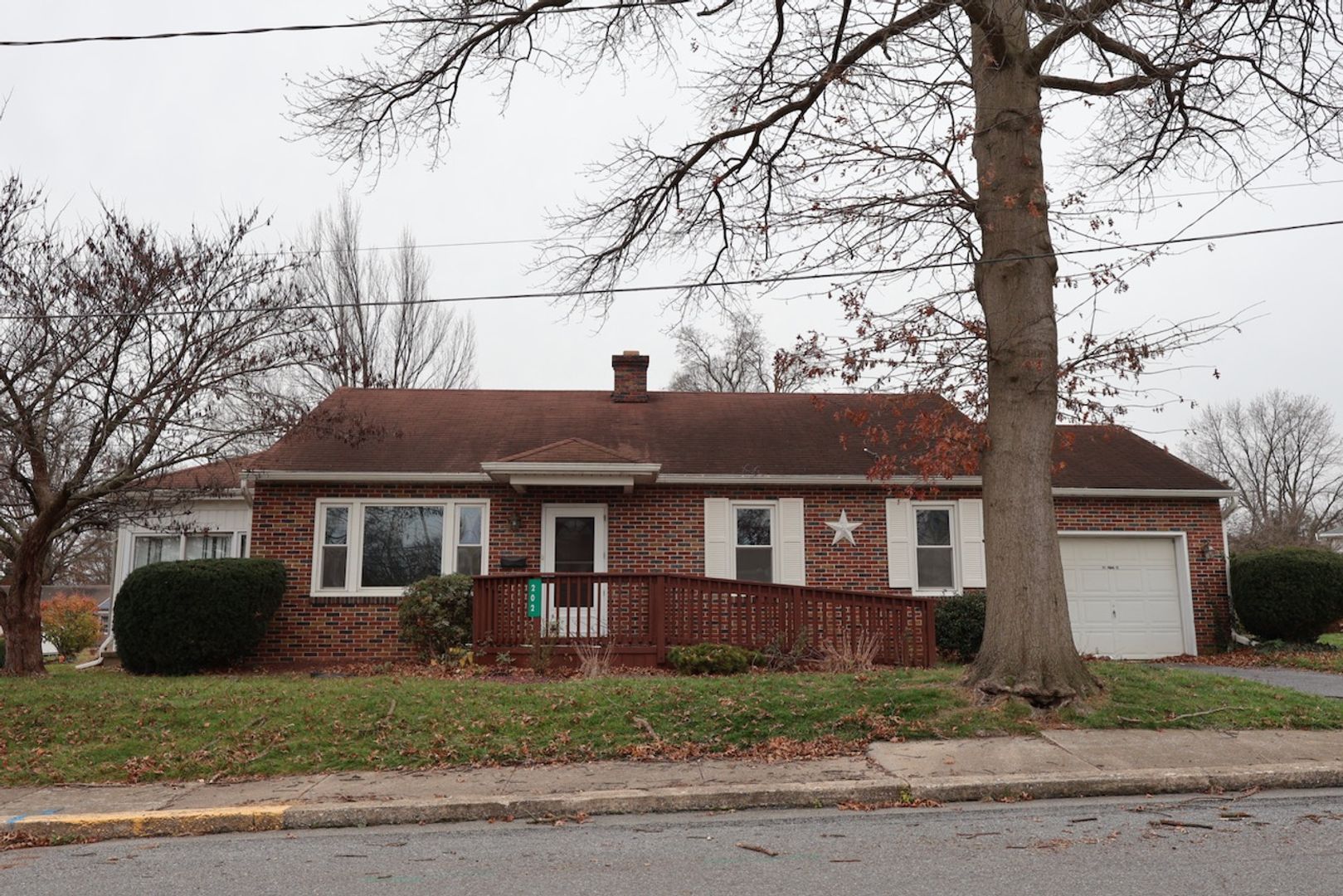 Manheim House: 202 N Grant Street