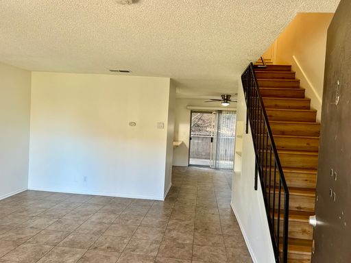 REALLY NICE 2BD & 1.5BA TOWNHOME IN FULLERTON – photo 1