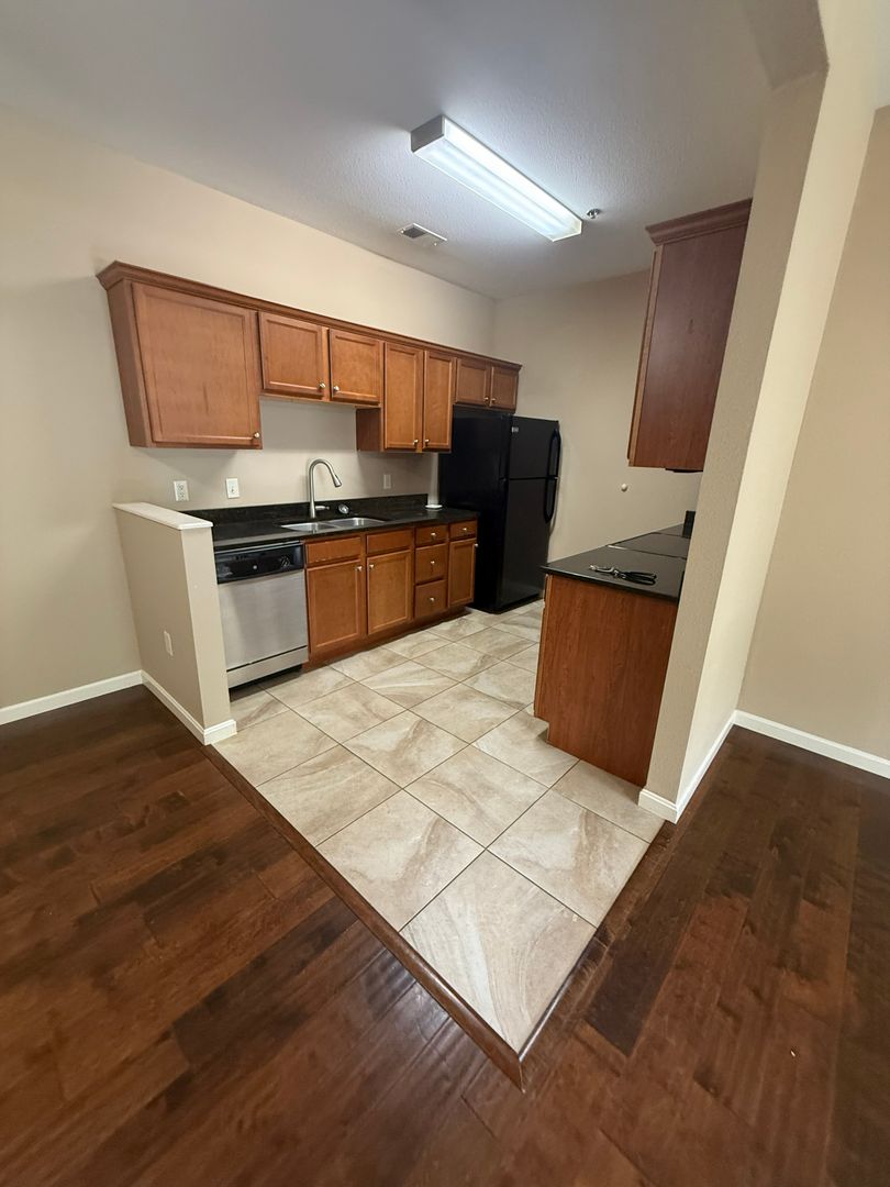 Weinbach Apartments 2 of 5