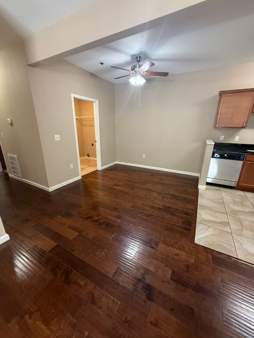 Weinbach Apartments 3 of 5