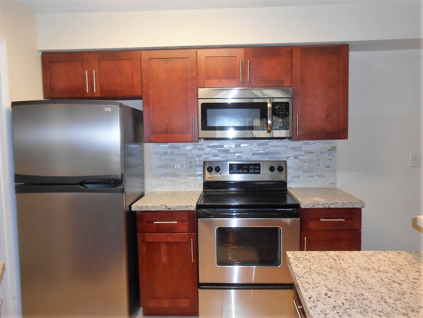 Sunrise Condo: 9999 SUMMERBREEZE DRIVE 1008