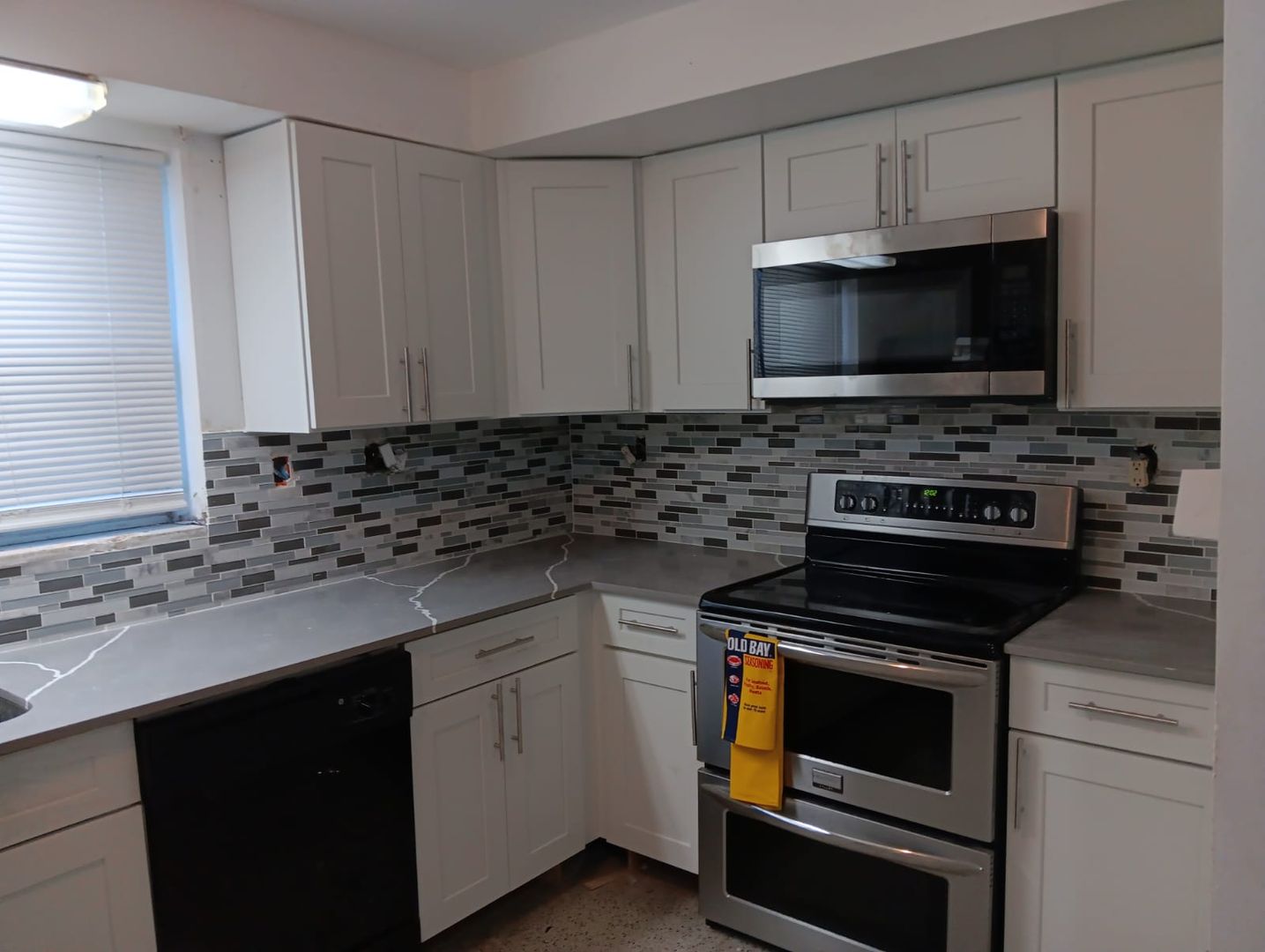 Dania Beach Apartment: 2630 SW 49 COURT