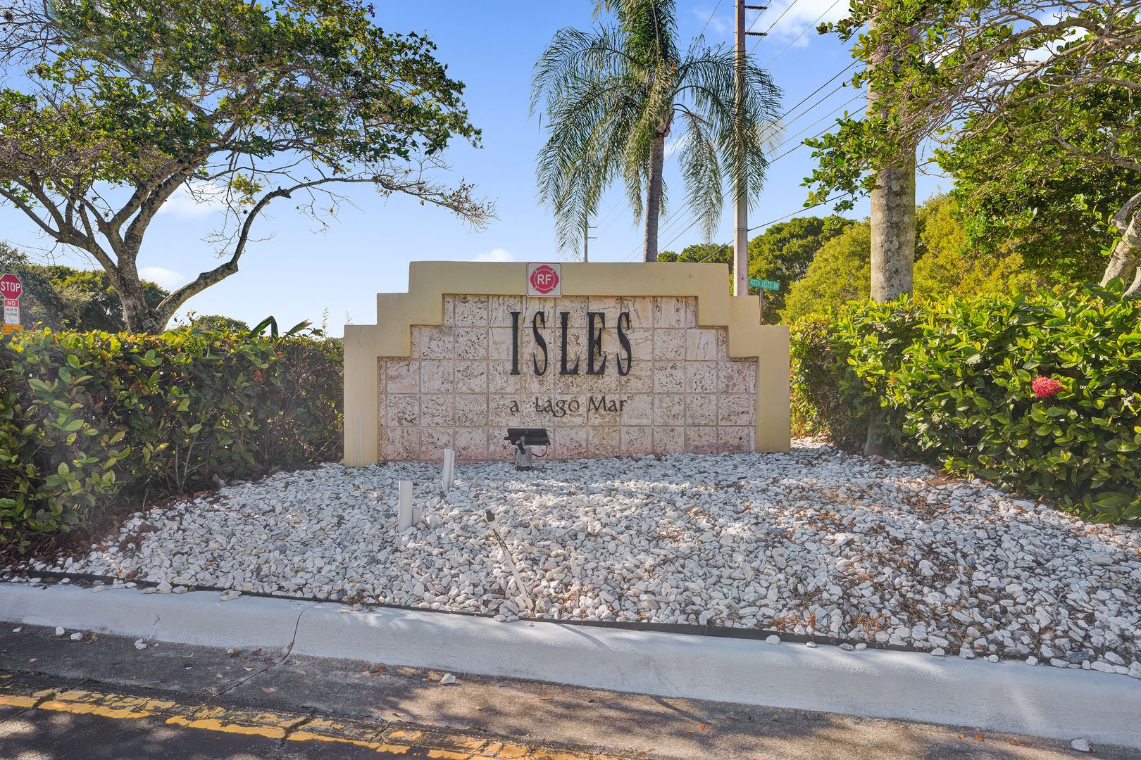 SUNRISE Condo: 12620 VISTA ISLES DRIVE # 1012