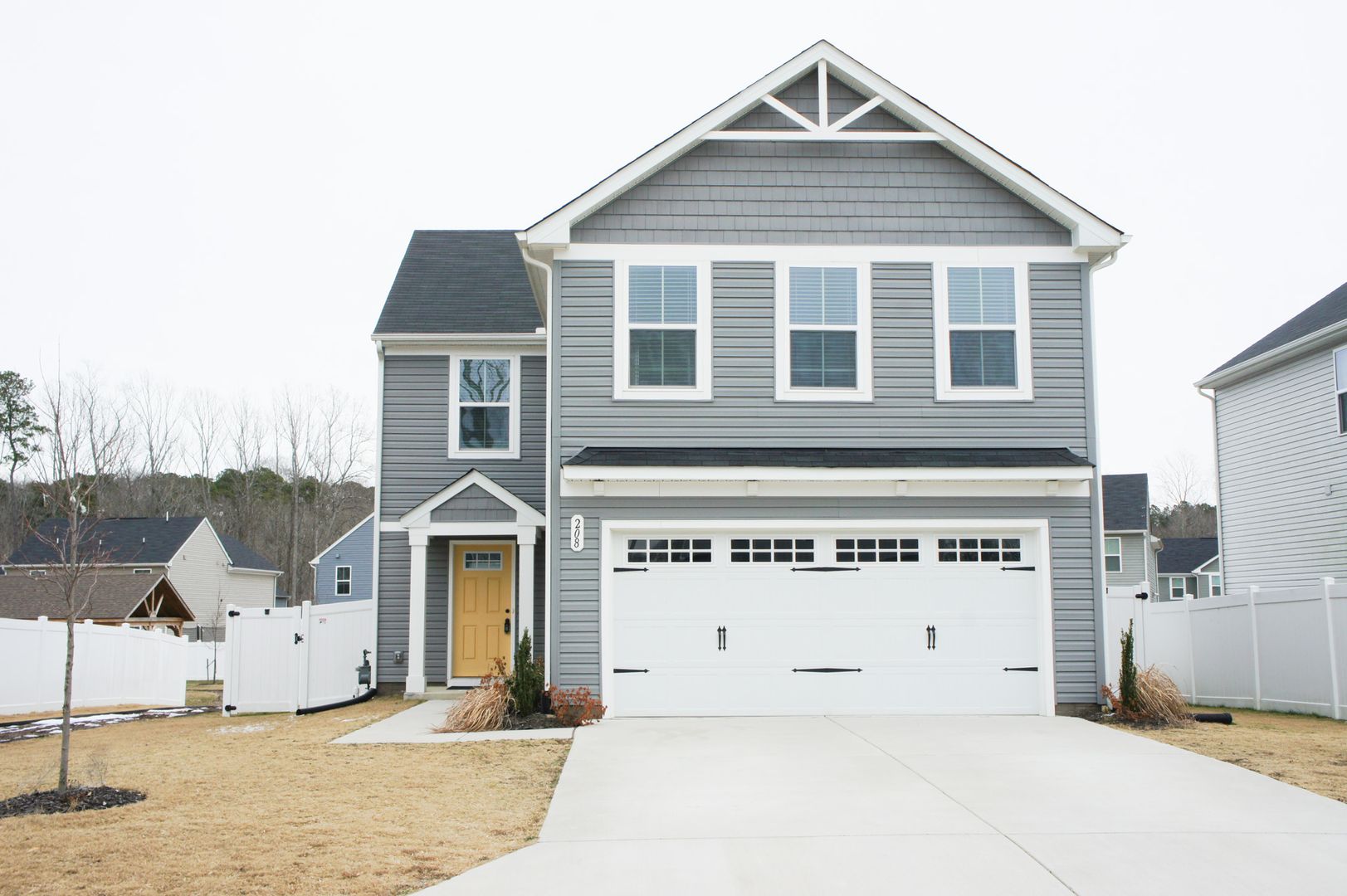 Williamsburg House: 208 Lorraine Drive