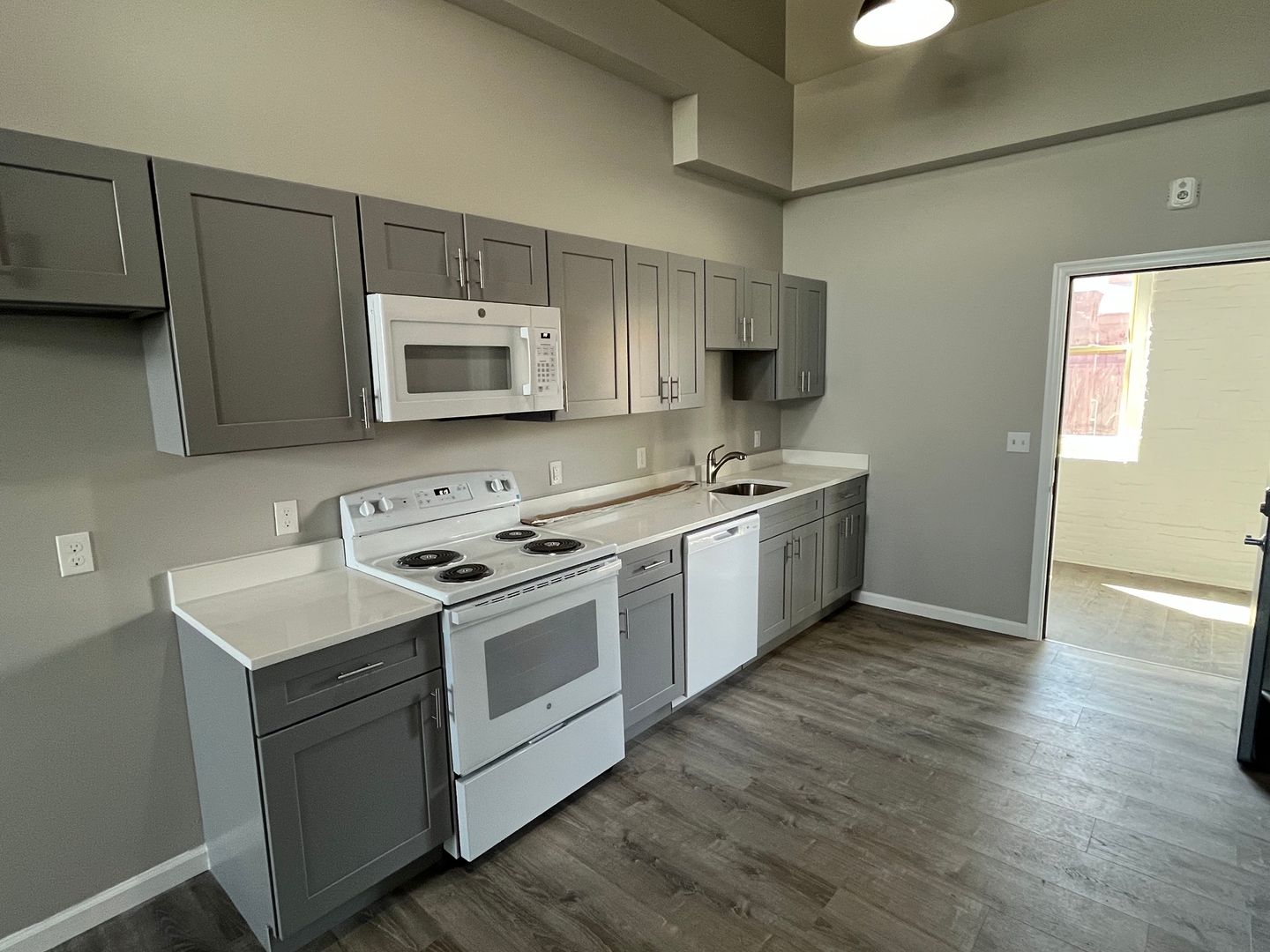 Allentown Apartment: 333 Court Street