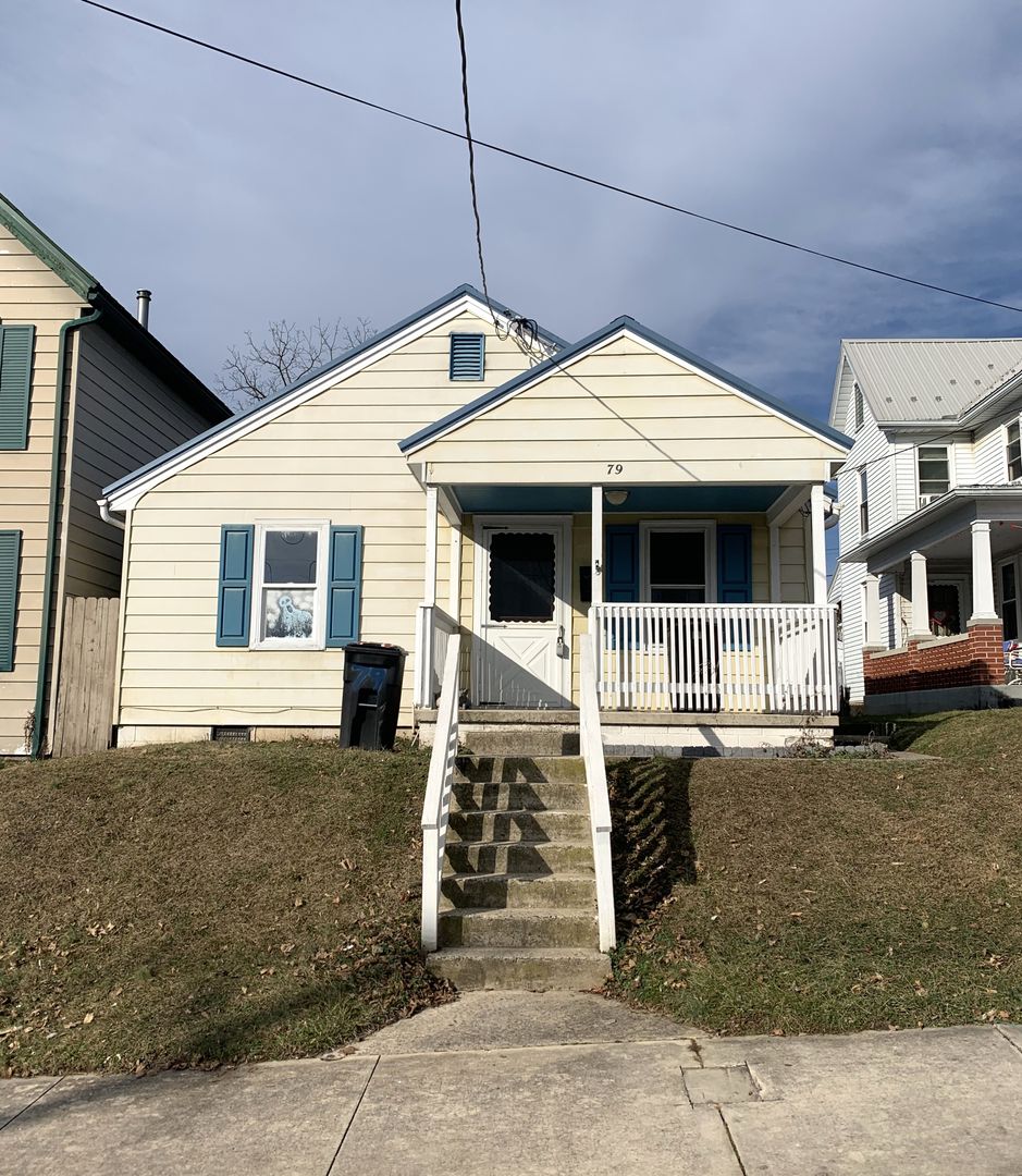 Charming 3-Bedroom, 1-Bathroom Single-Family Home