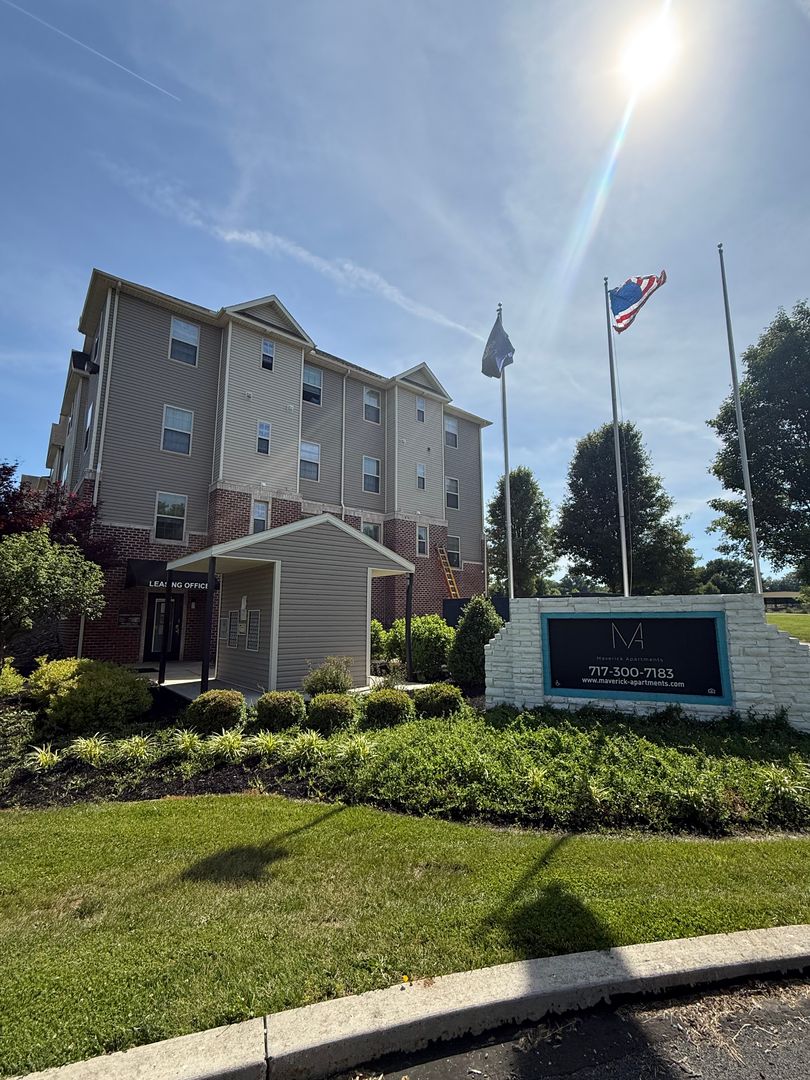 Shippensburg Apartment: 2 Morningstar Lane