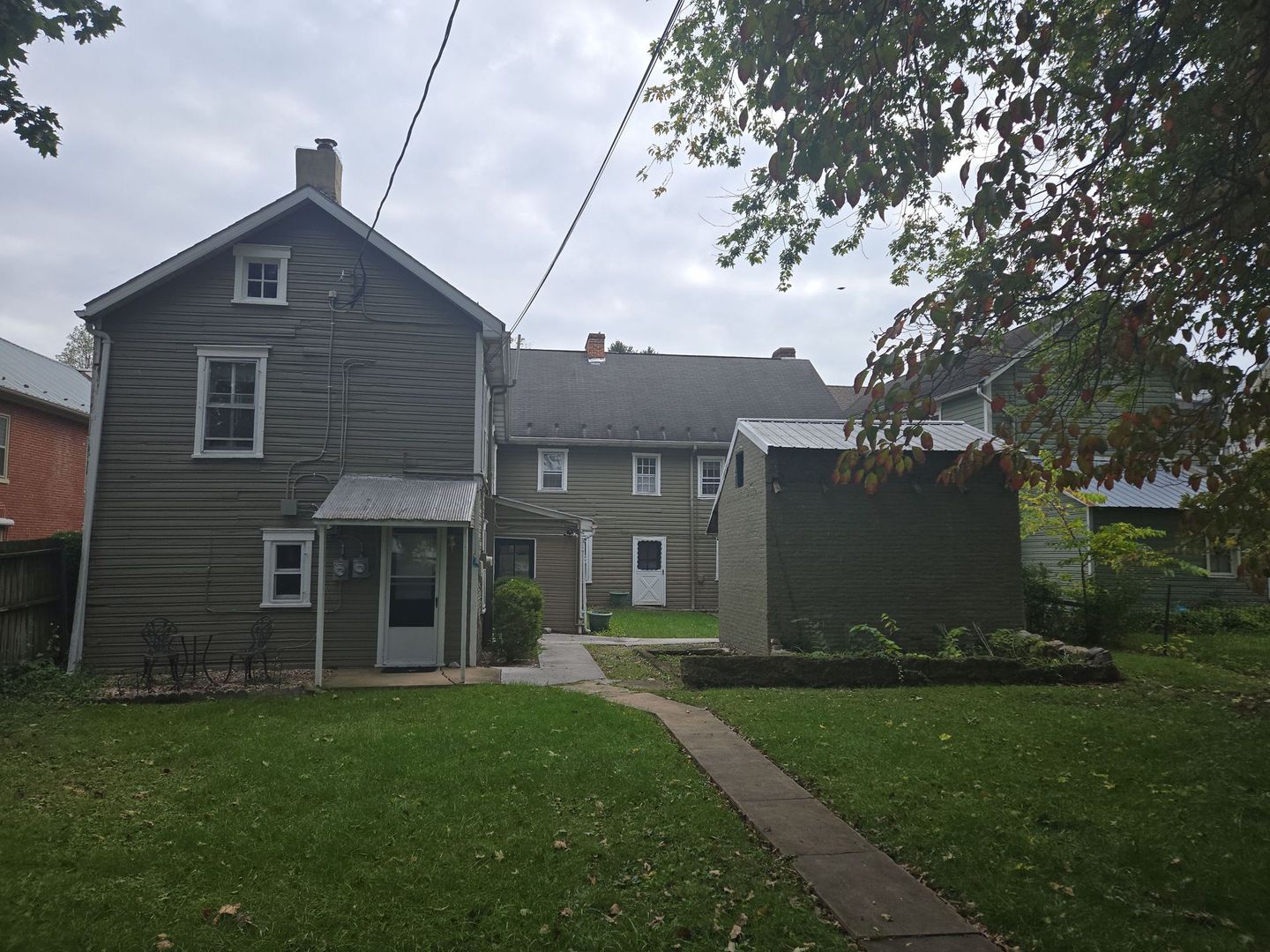 Mercersburg Apartment: 106-108 S Main St