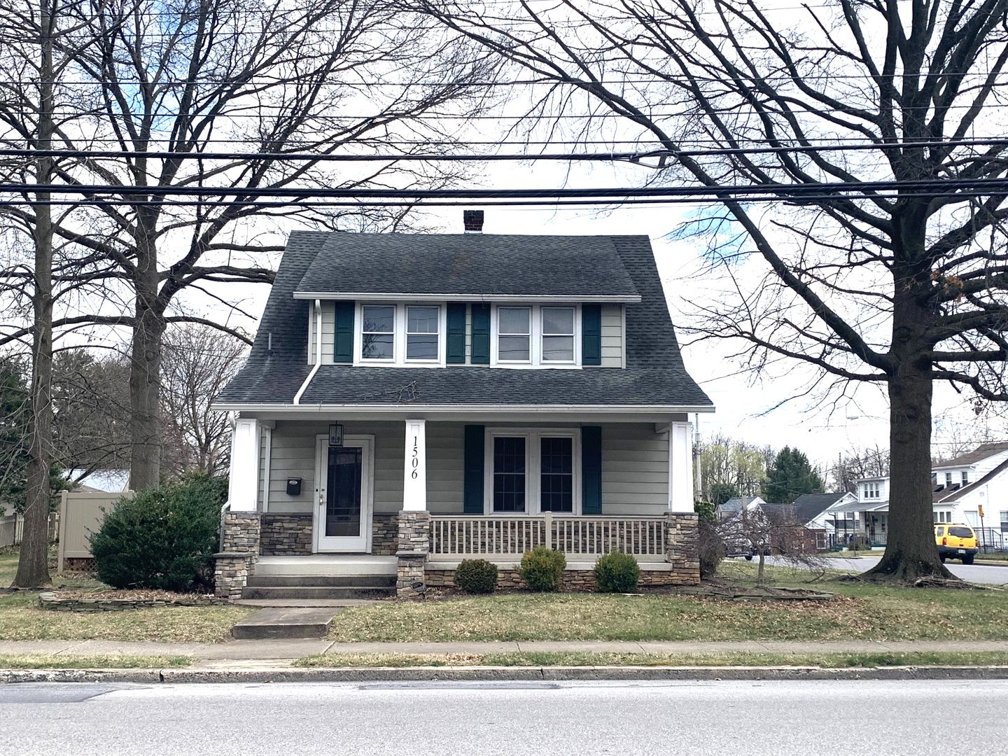 Charming 3-Bedroom Home on Spacious Corner Lot