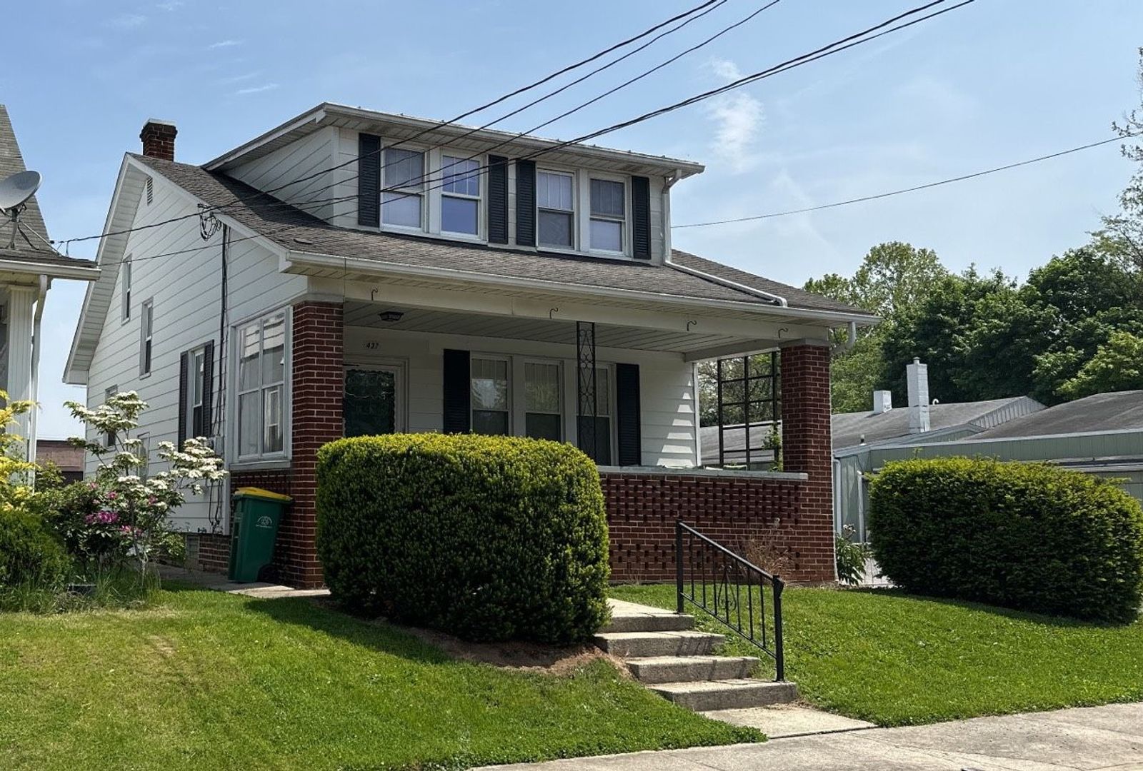 Chambersburg Apartment: 435-437 Ramsey Ave