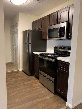 2BR/2B Elizabeth Renovations- ESPRESSO – photo 1
