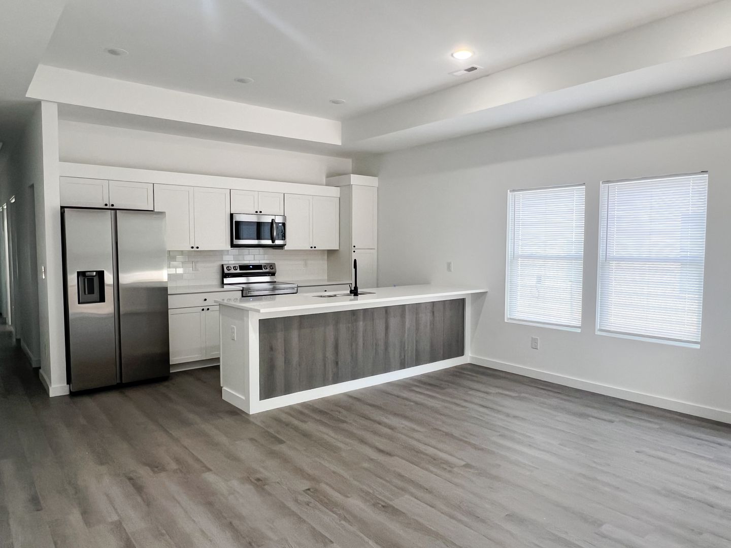 Moore Apartment: Old Farm Road