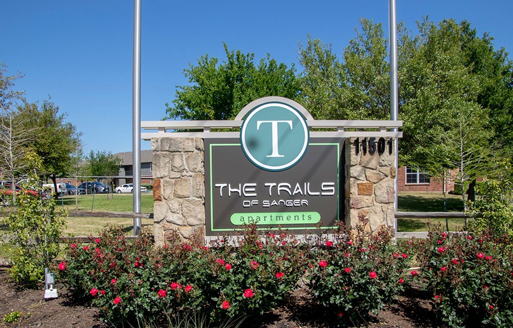 Sanger Apartment: Trails of Sanger Apartments