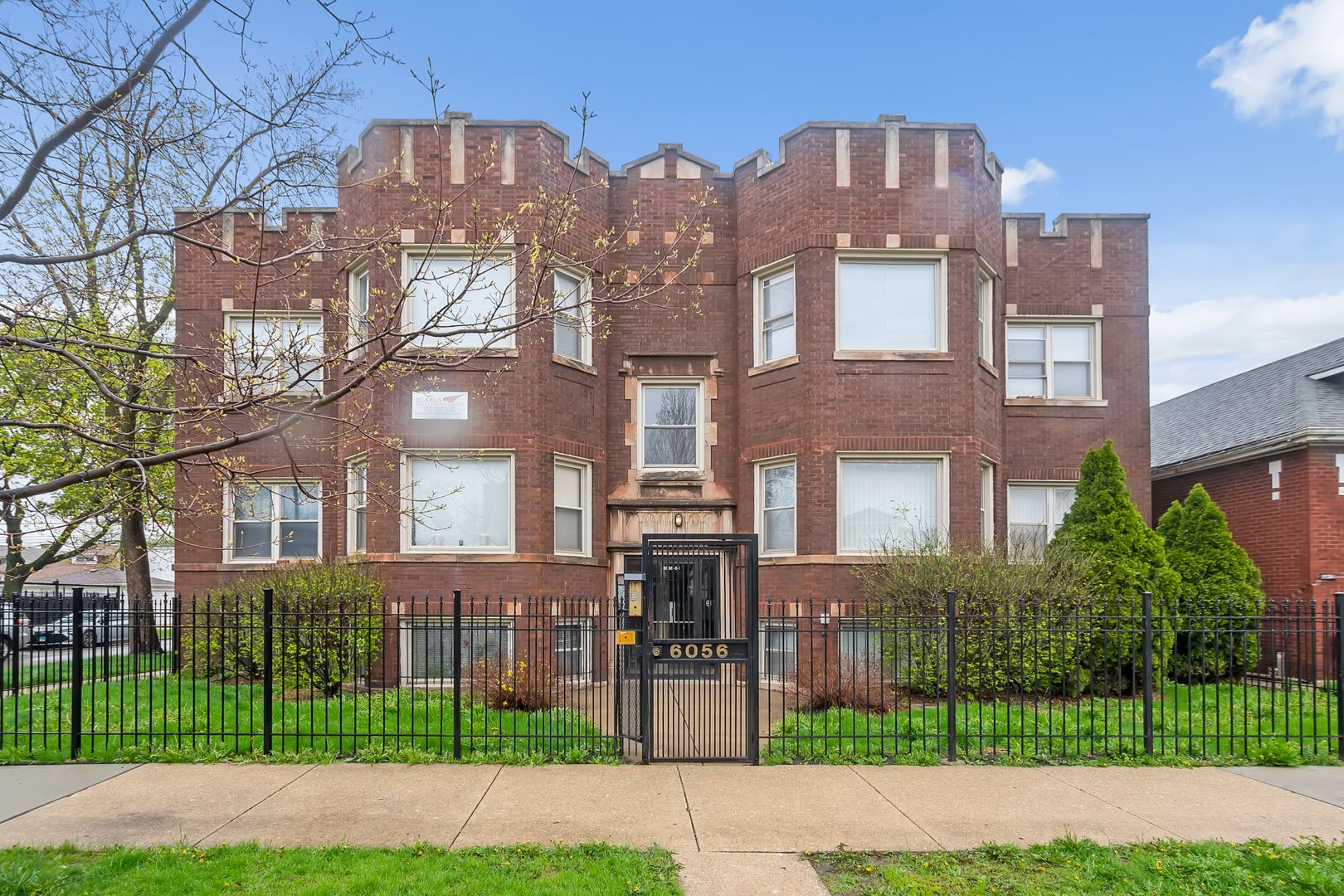 Chicago Apartment: 6056-6058 S Fairfield Ave