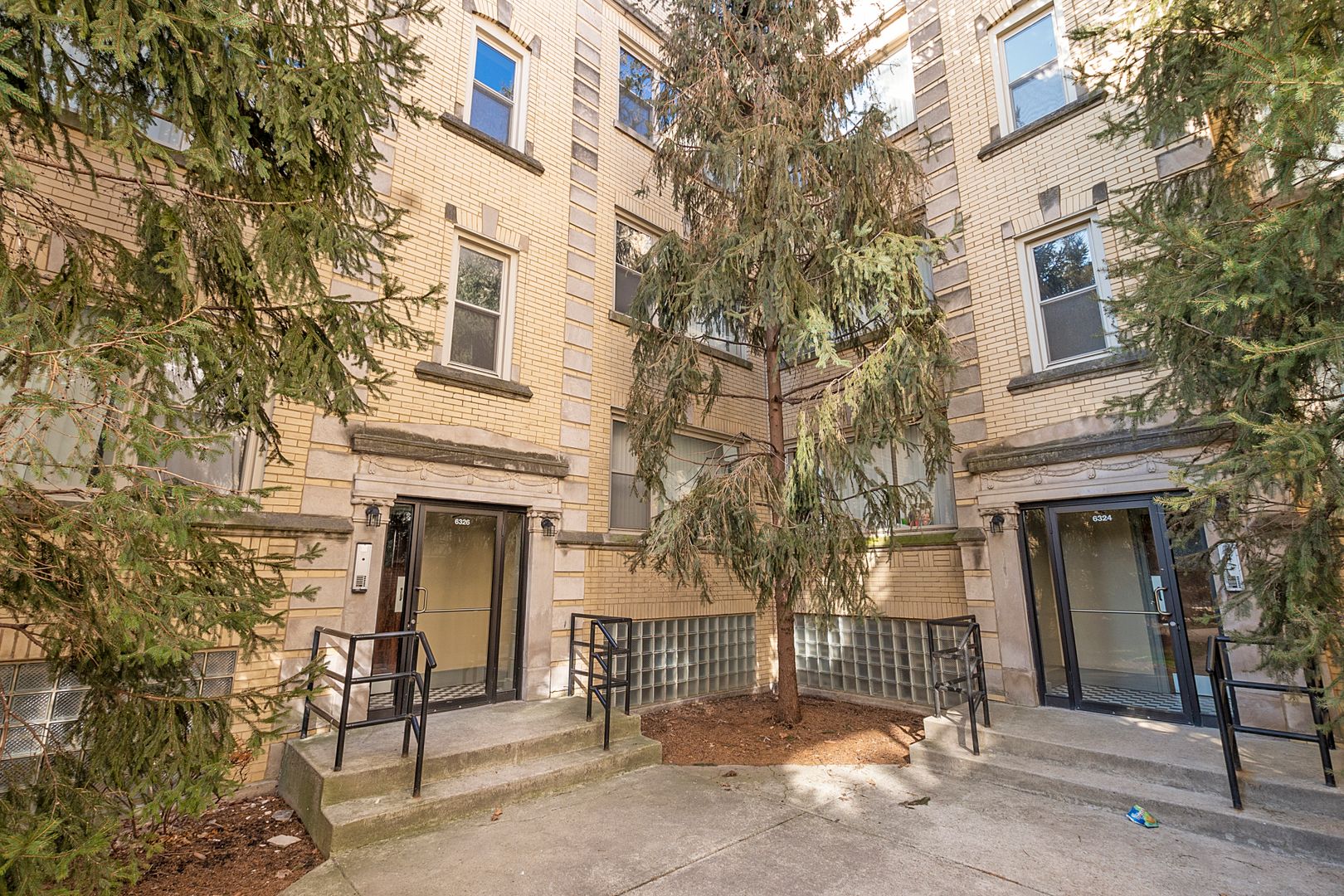Chicago Apartment: 6320-28 S Troy