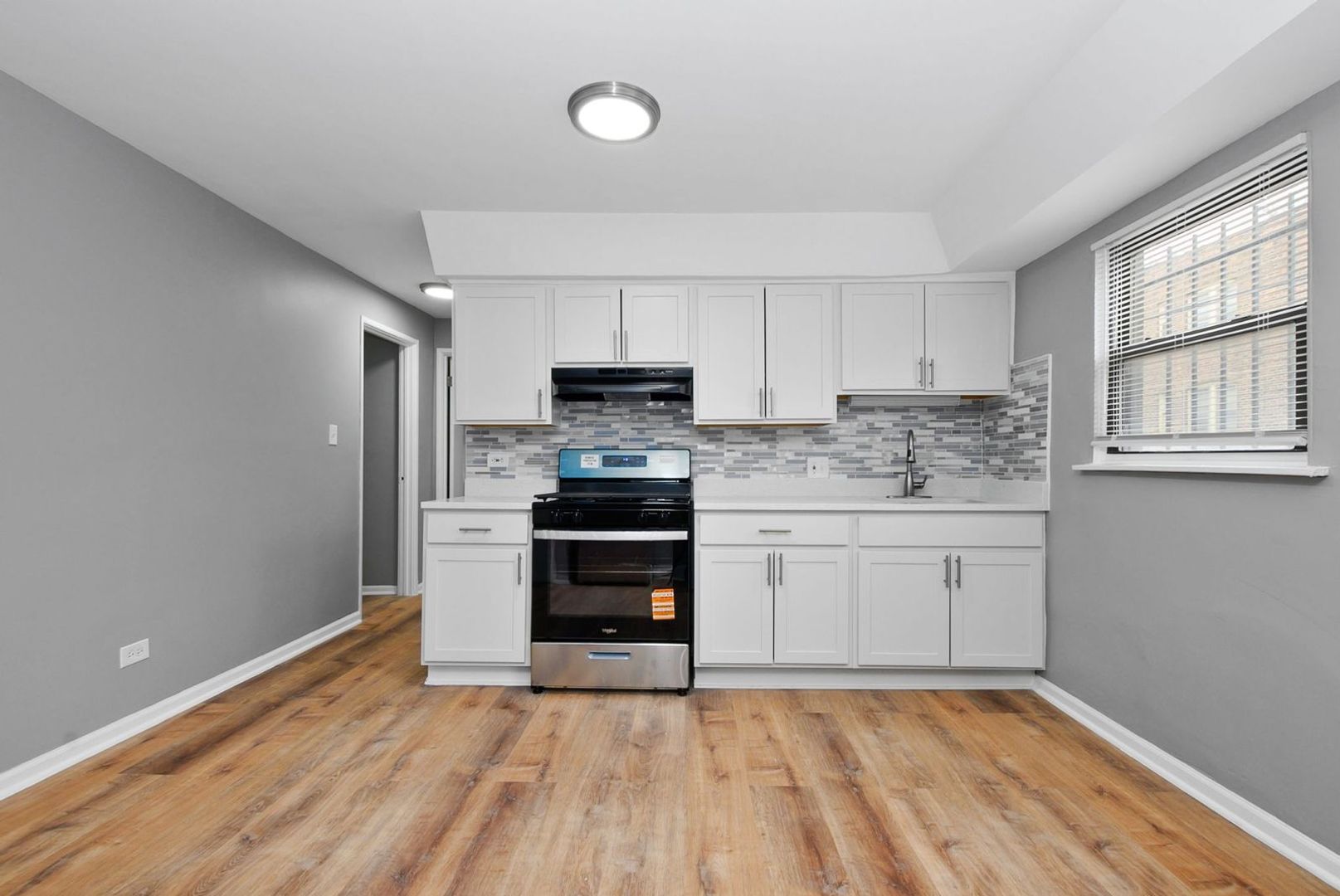 Chicago Apartment: 7900 S. Paxton Ave.