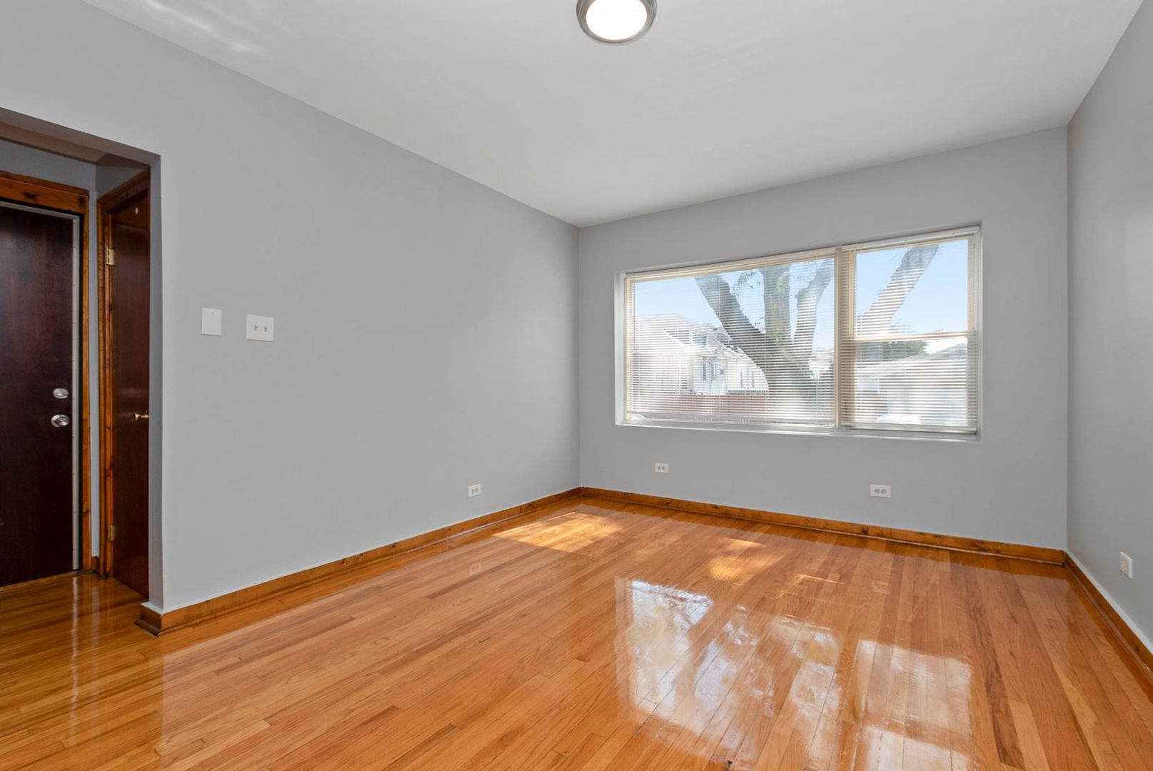 Chicago Apartment: 3004-10 W 60th St.