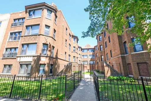 Two Bedroom in South Shore – photo 1