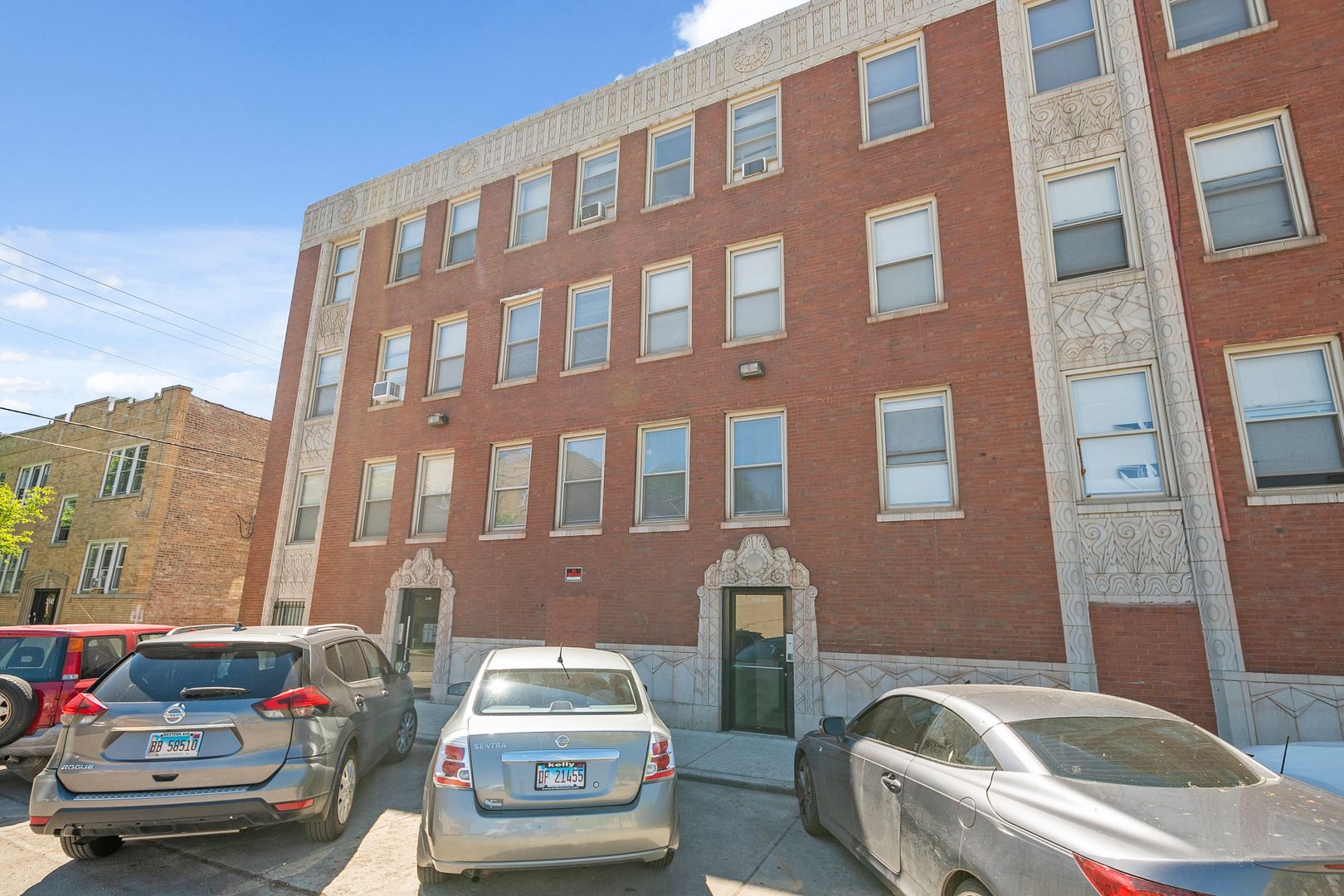 Chicago Apartment: 6101-03 S Kedzie