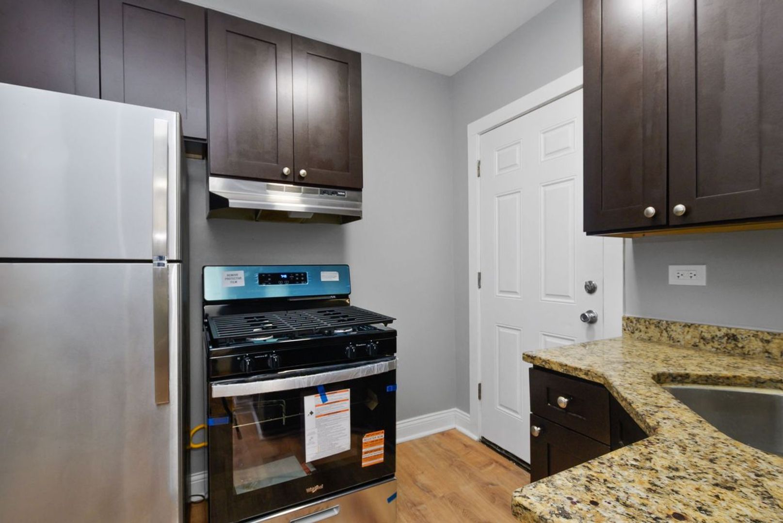 Chicago Apartment: 2453-2455 W Marquette Rd