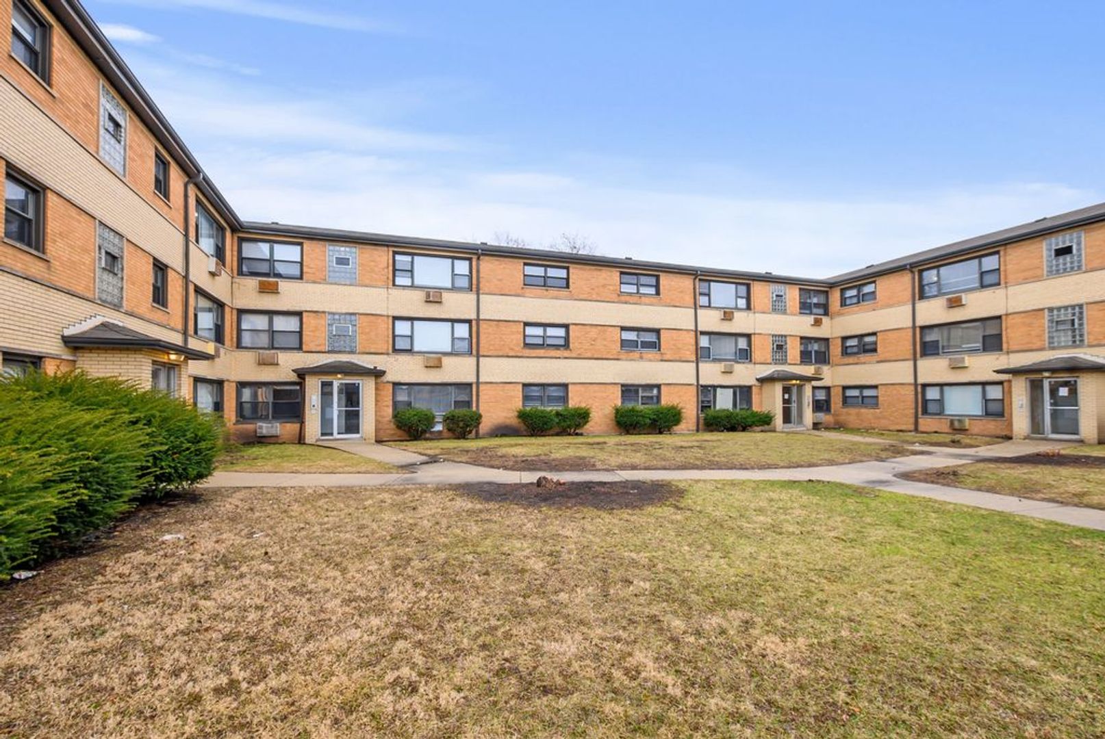 Chicago Apartment: 7900 S. Paxton Ave.