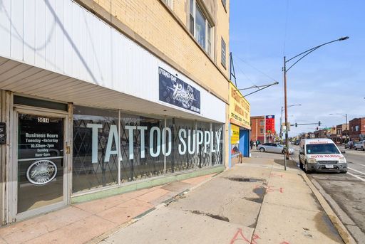 Storefront on 63rd Available Now! – photo 1