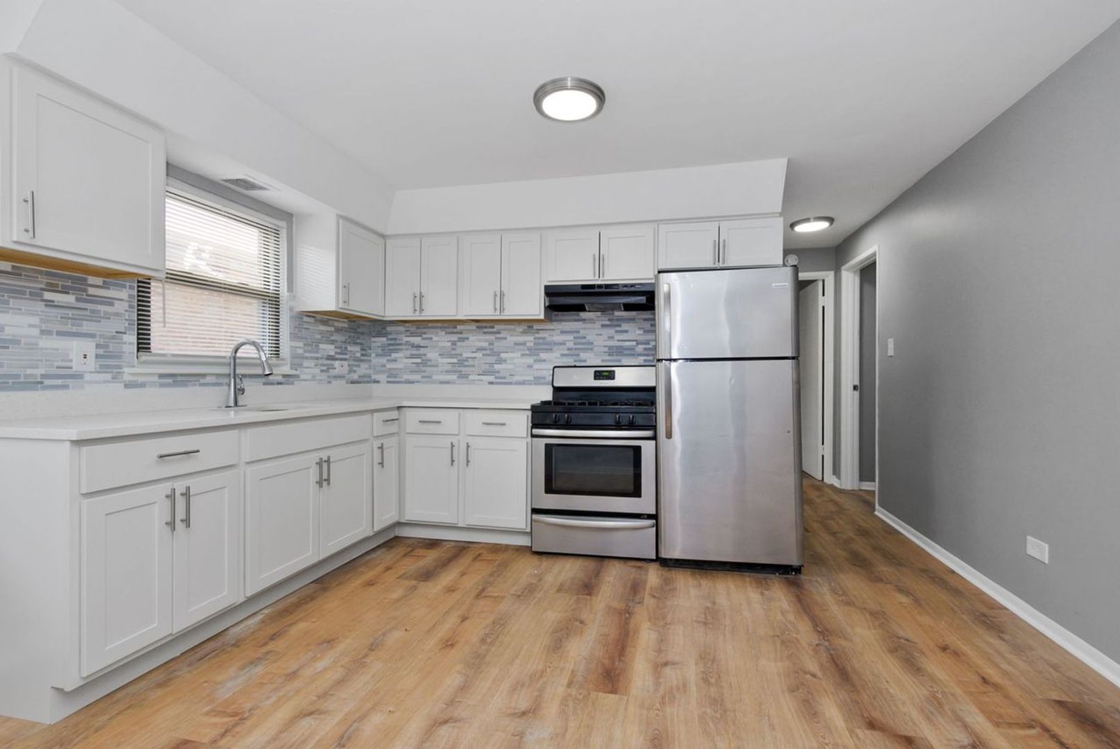 Chicago Apartment: 7900 S. Paxton Ave.