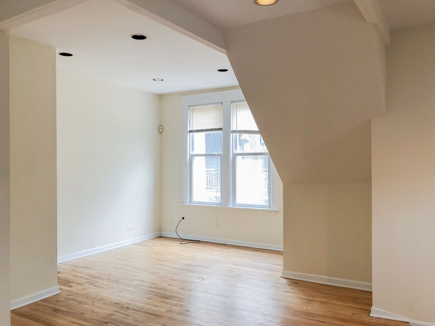 Chicago Apartment: 3250 N. Lakewood Ave.