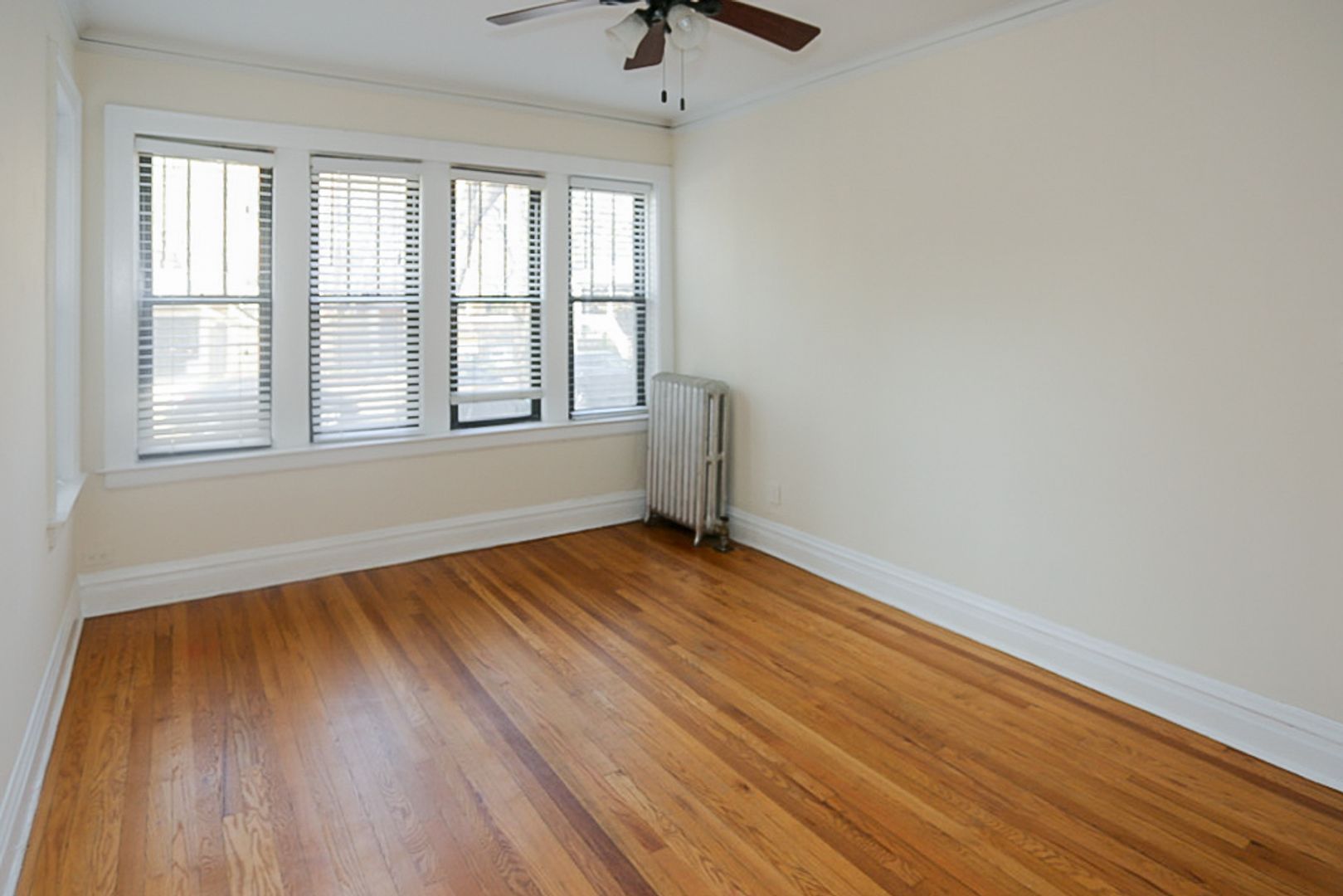 Chicago Apartment: 4715 N. Leavitt St.