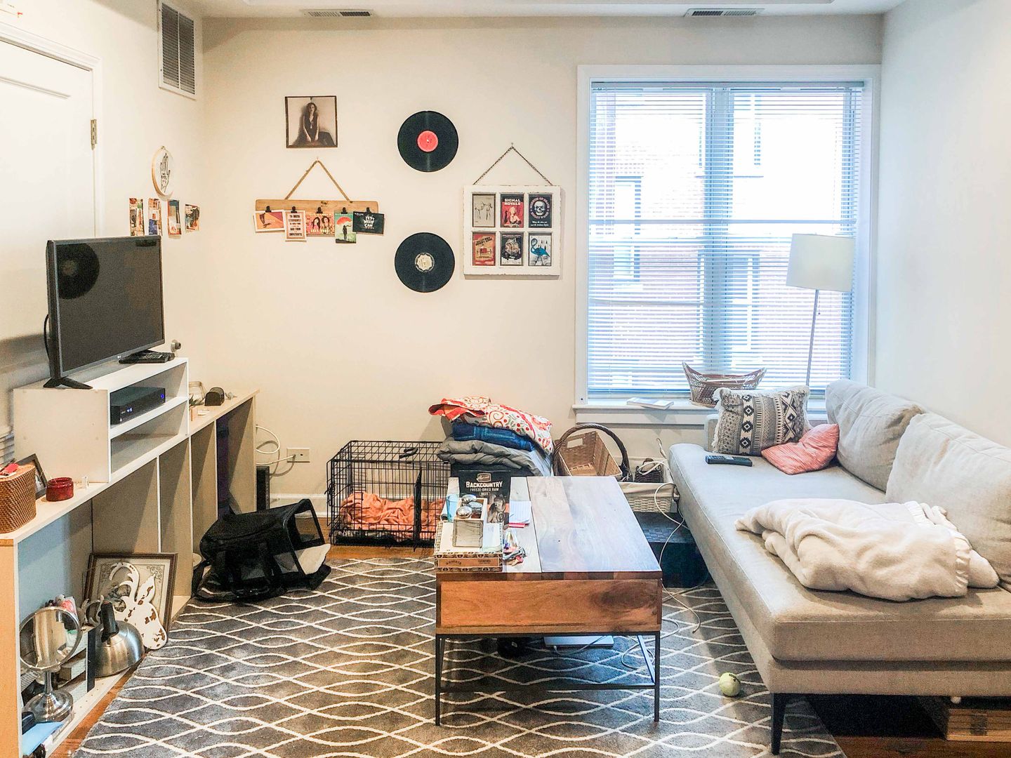 Chicago Apartment: 851 W. Cornelia Ave.