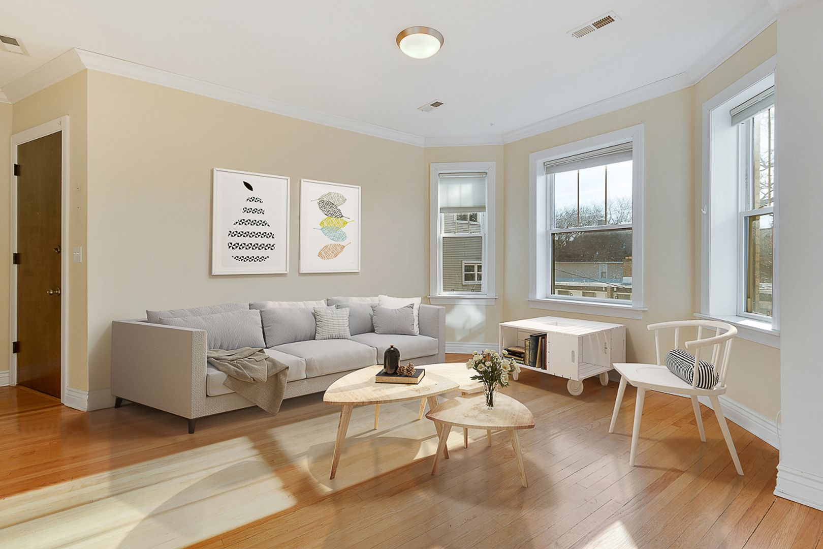 Chicago Apartment: 4863 N. Hermitage Ave.