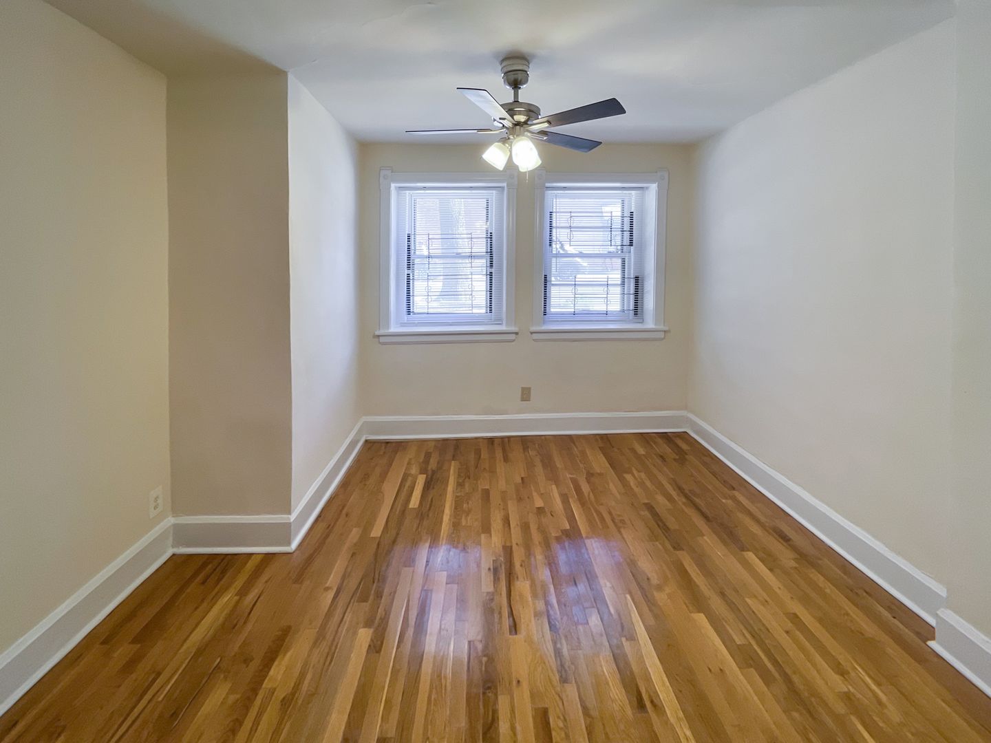 Chicago Apartment: 2600 N. Racine Ave.