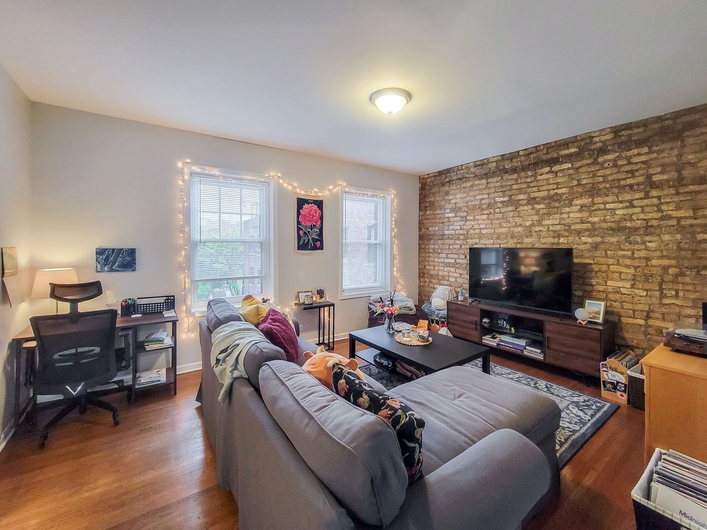 Chicago Apartment: 3708 N. Sheffield Ave.