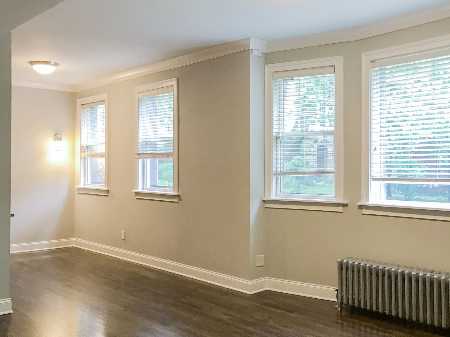 Chicago Apartment: 4836 N. Paulina St.