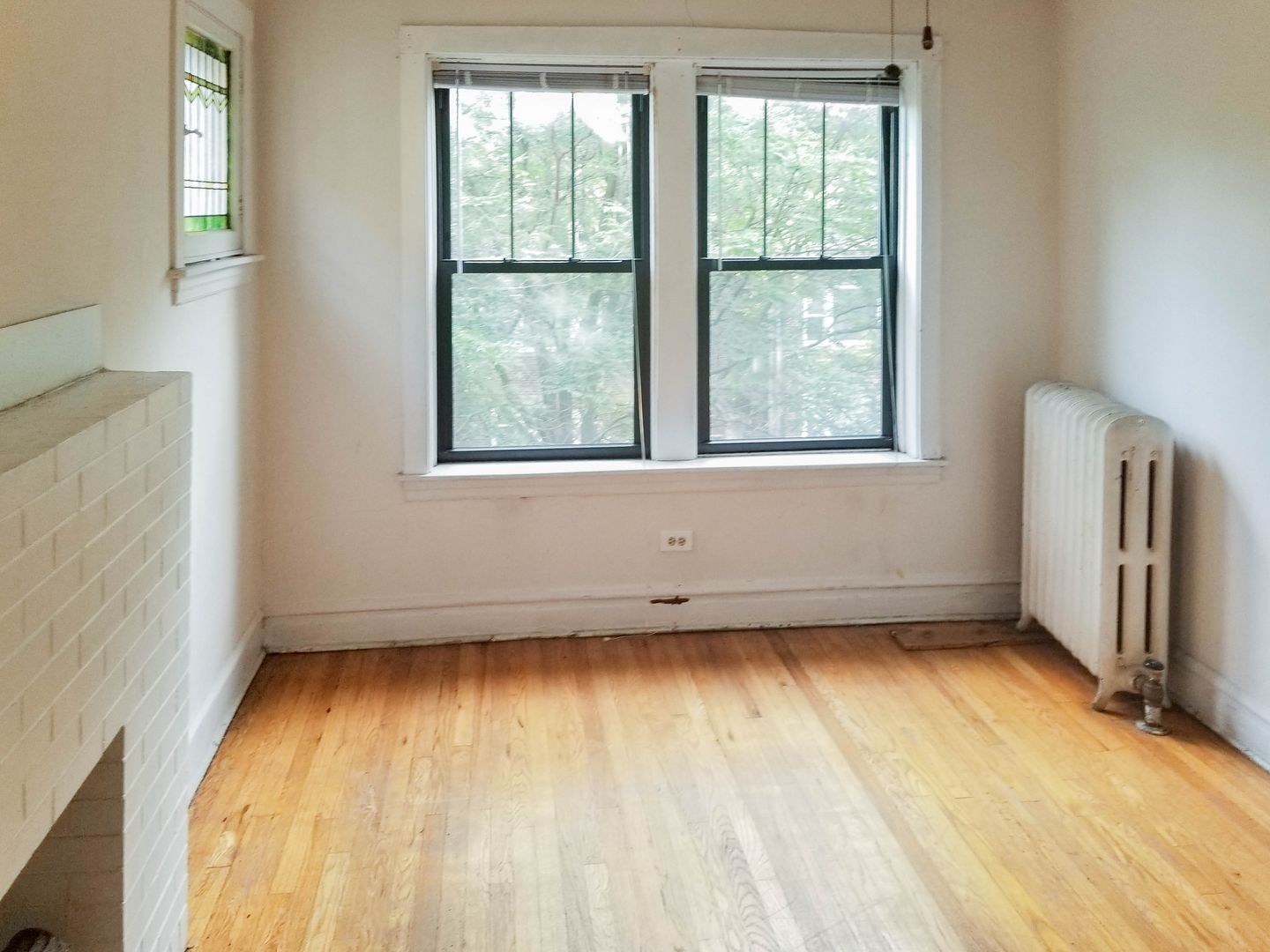 Chicago Apartment: 4844 N. Rockwell St.