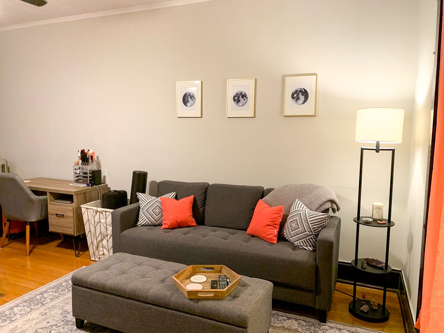 Chicago Apartment: 1825 W. Foster Ave.