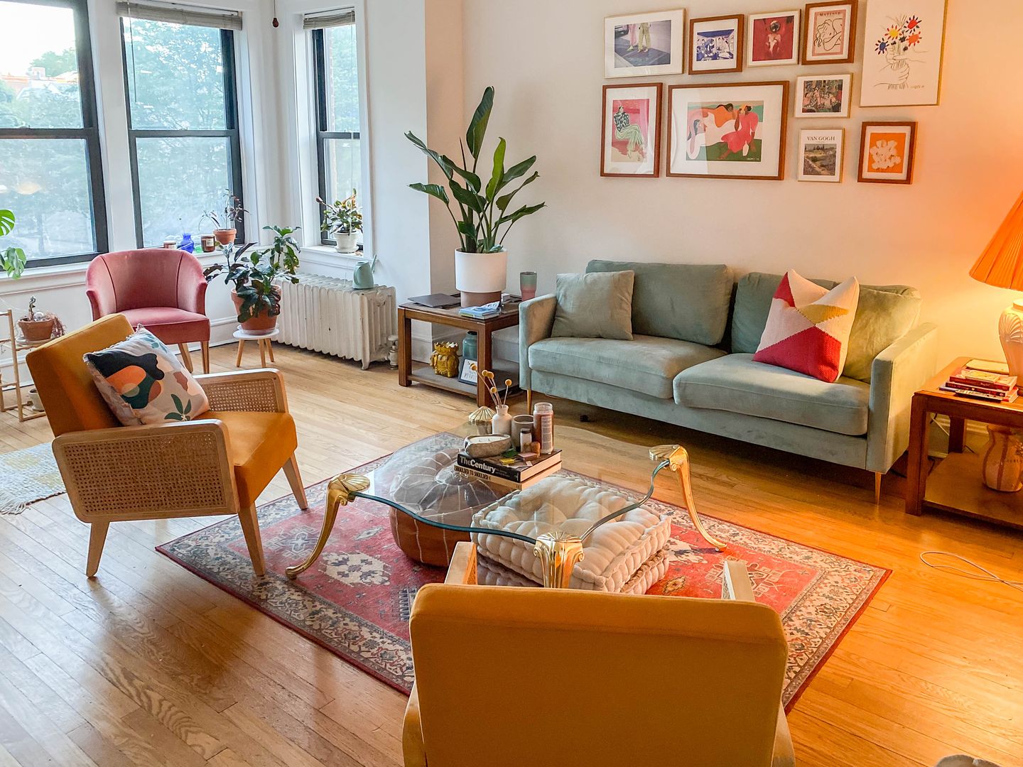 Chicago Apartment: 1478 W. Byron St.