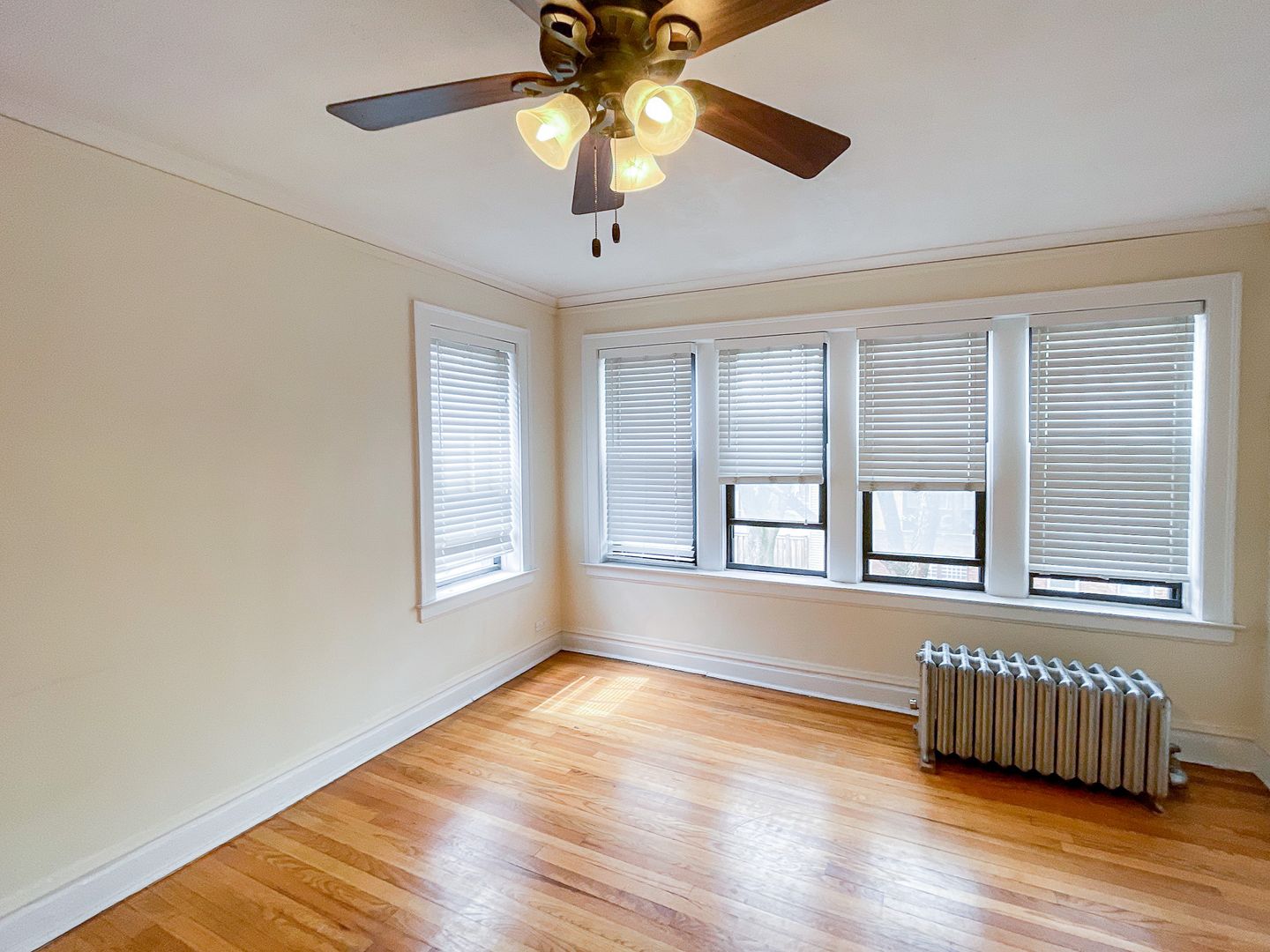 Chicago Apartment: 4715 N. Leavitt St.