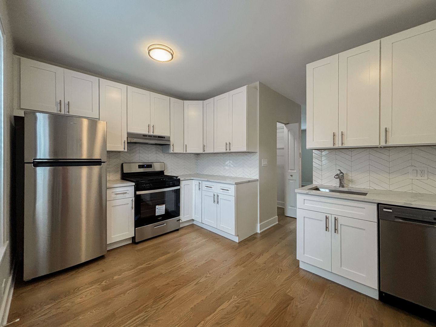 Chicago Apartment: 4501 N. Greenview Ave.
