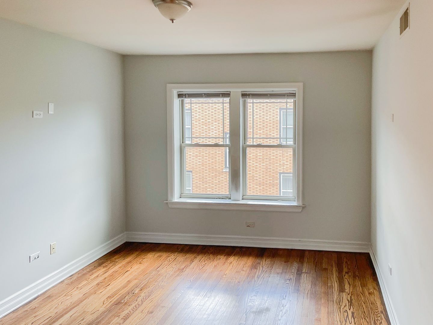 Chicago Apartment: 3808 N. Sheffield Ave.