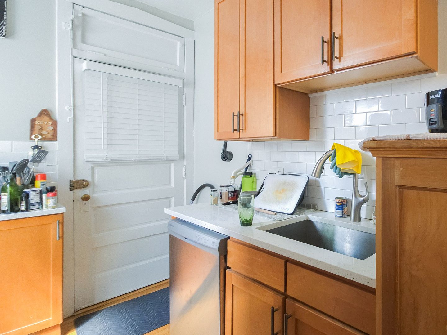 Chicago Apartment: 4501 N. Greenview Ave.