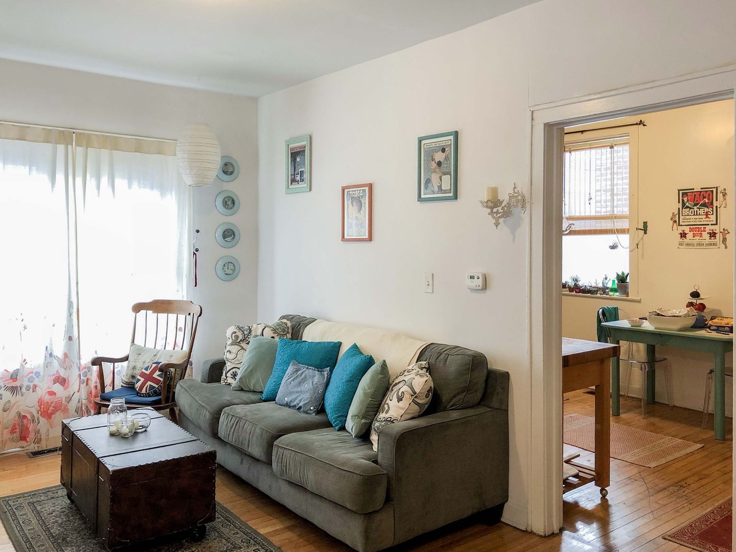 Chicago Apartment: 4817 N. Wolcott Ave.