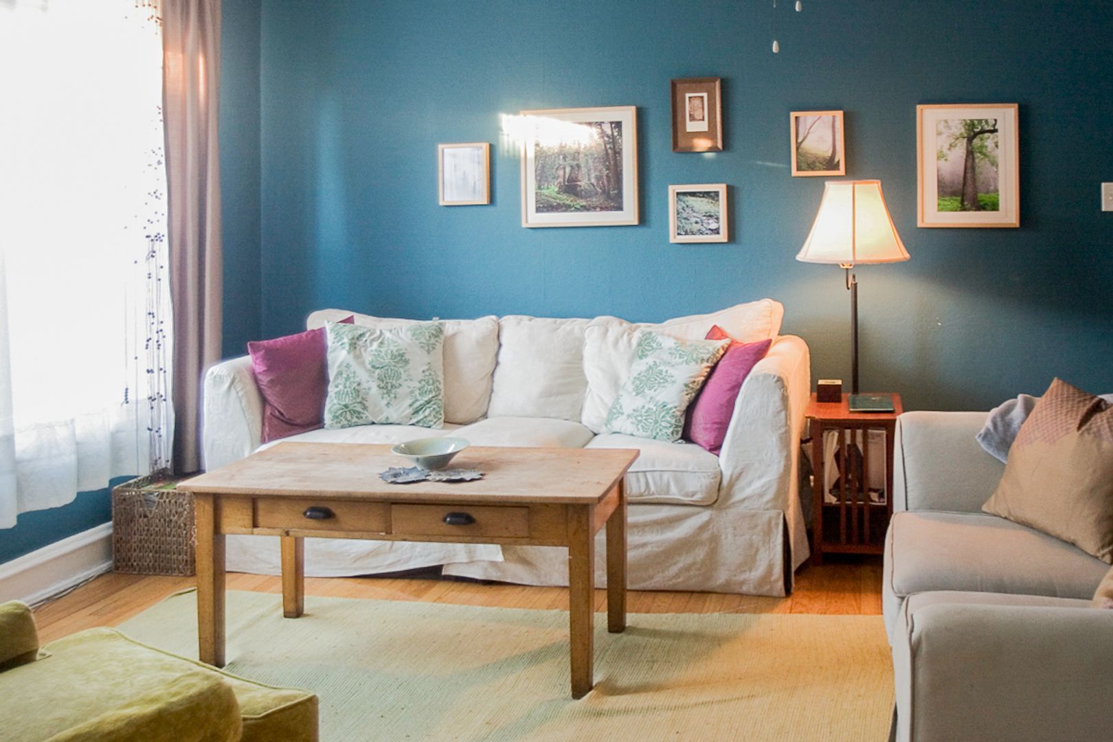 Chicago Apartment: 5208 N. Damen Ave.