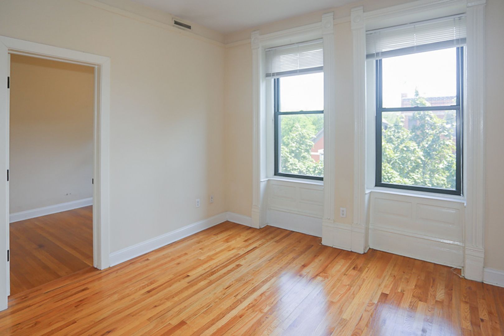 Chicago Apartment: 2954 N. Racine Ave.