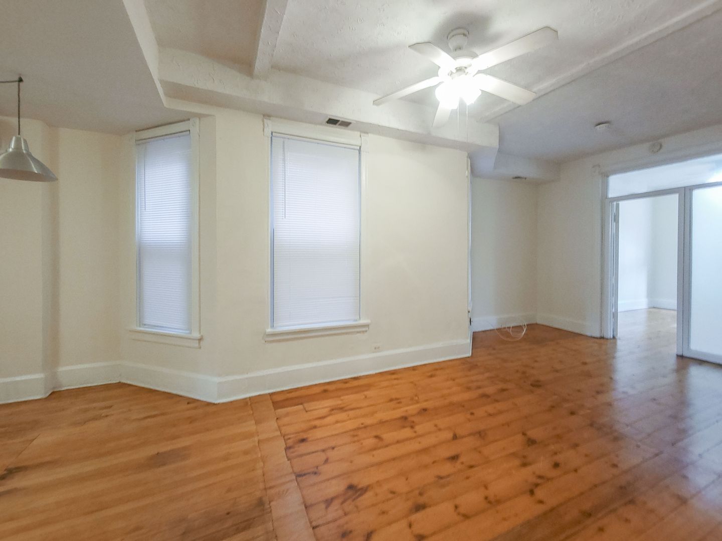 Chicago Apartment: 2600 N. Racine Ave.